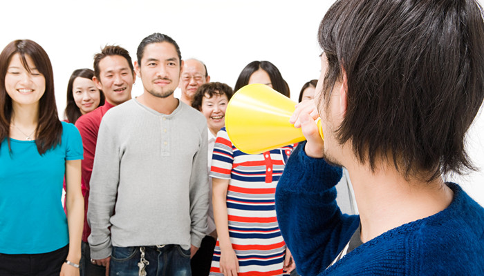 扬声器有杂音如何解决